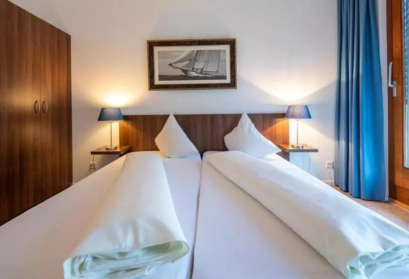 בית מלון כפרי Marina Walensee