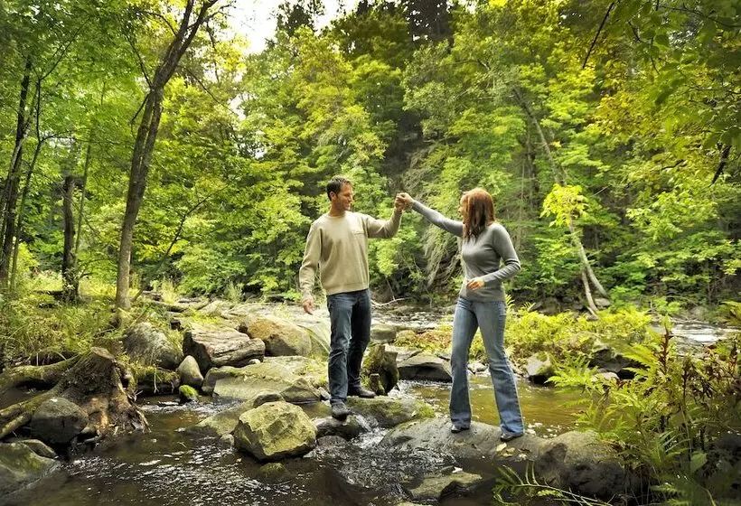 Moulin Wakefield Mill Hotel & Spa