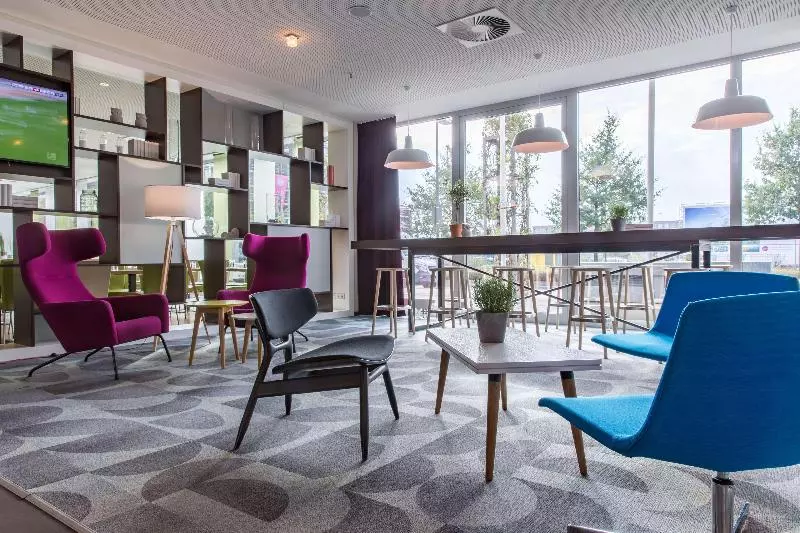 هتل Park Inn By Radisson Frankfurt Airport