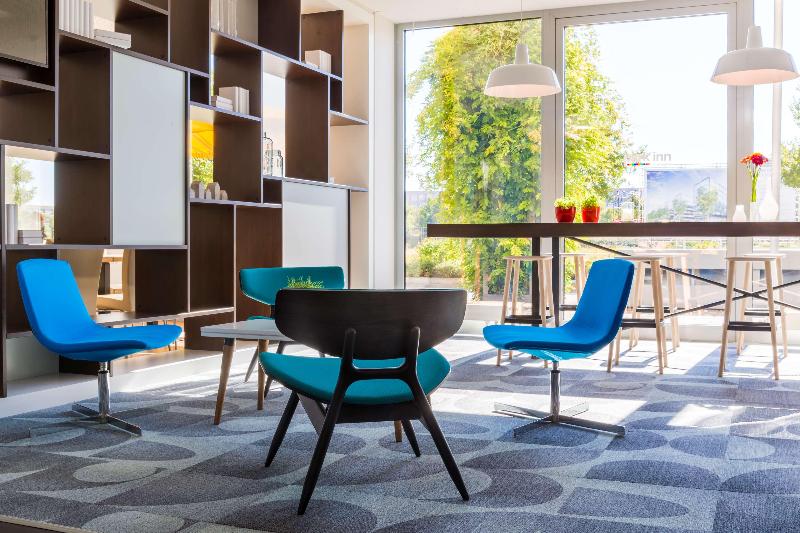 فندق Park Inn By Radisson Frankfurt Airport