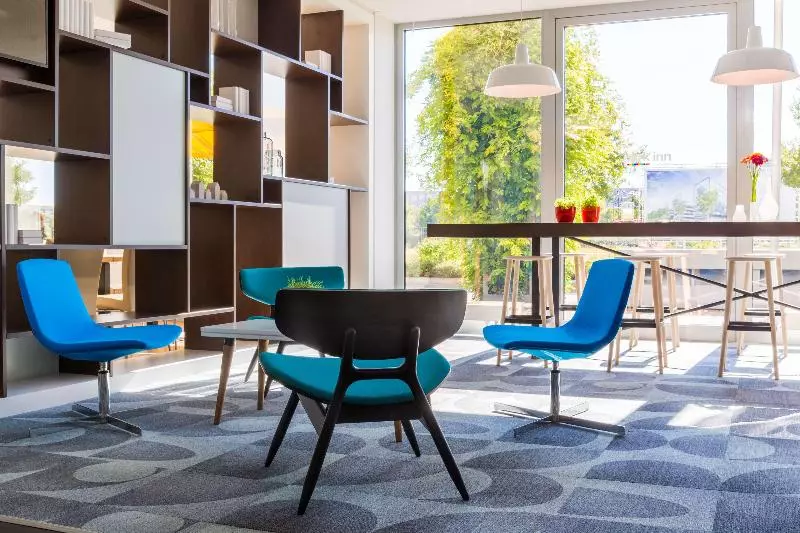 هتل Park Inn By Radisson Frankfurt Airport