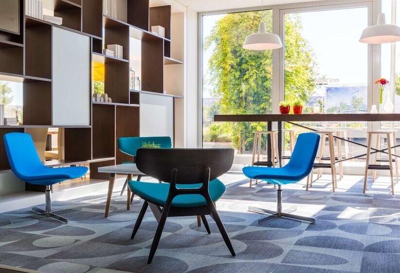 فندق Park Inn By Radisson Frankfurt Airport