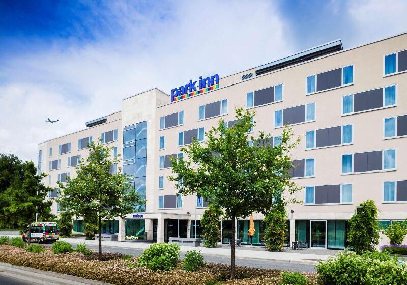 فندق Park Inn By Radisson Frankfurt Airport