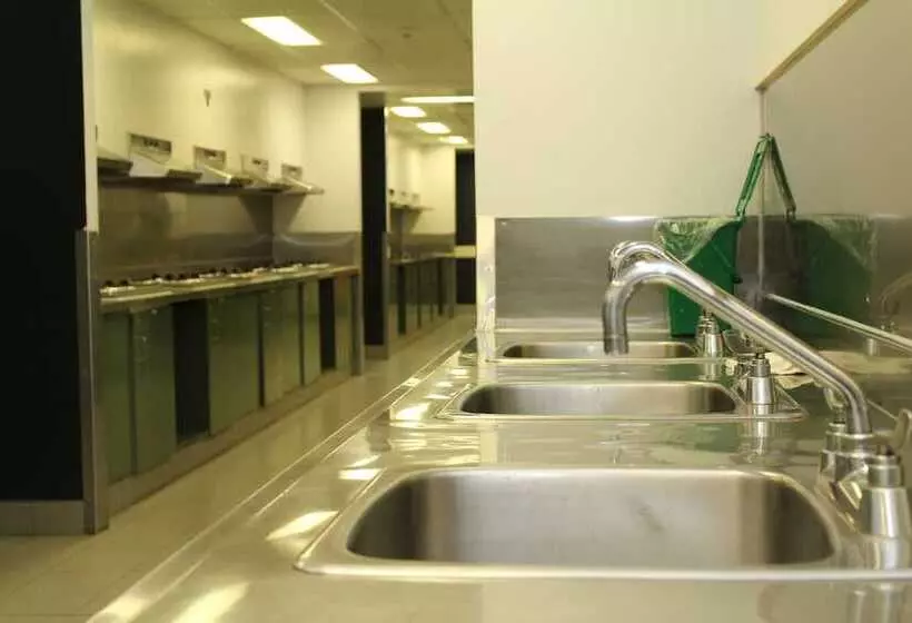 هتل Residences Universite Laval