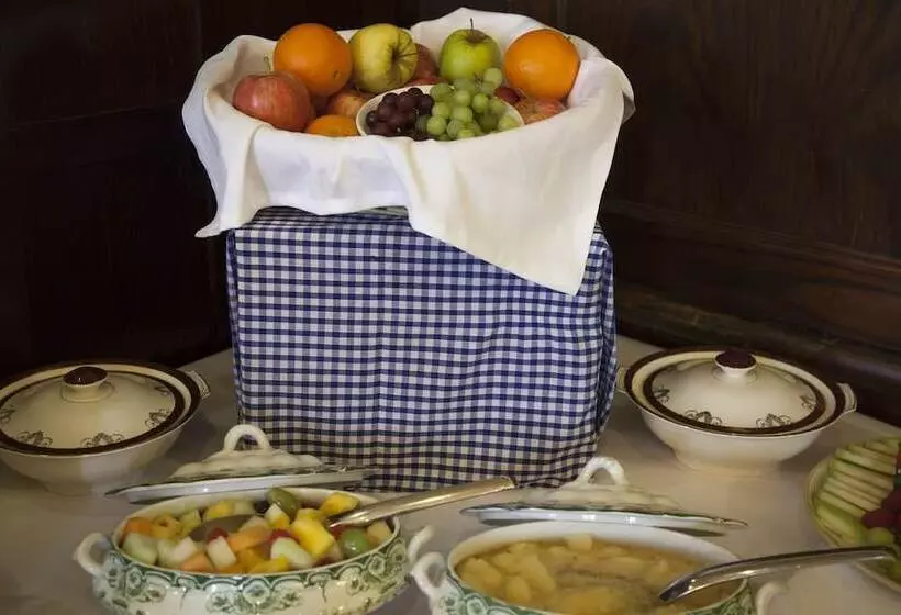 Roganstown Hotel & Country Club