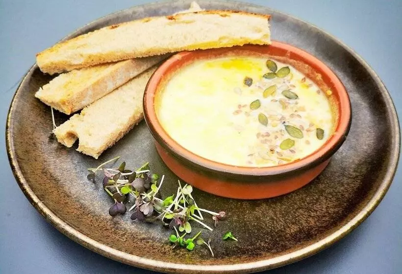 Roganstown Hotel & Country Club