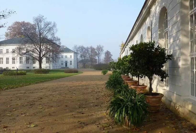 ホテル Schloss Neuhardenberg