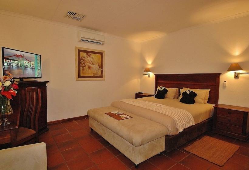 فندق Tzaneen Country Lodge