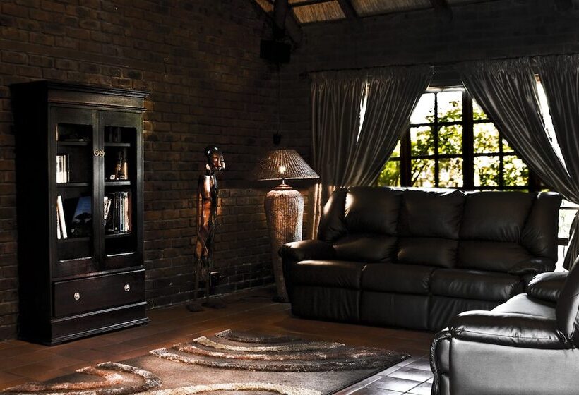 فندق Tzaneen Country Lodge