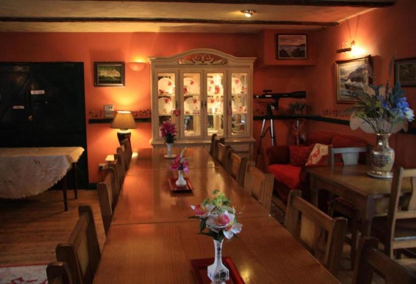 The Old School House B&b