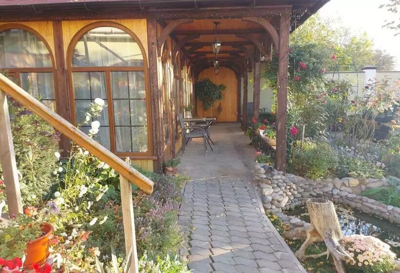 Hotelli готель монастирський