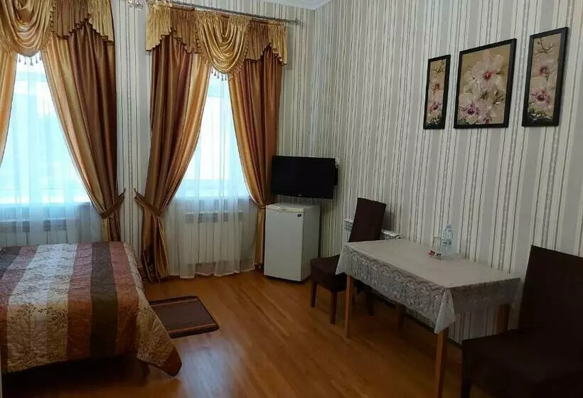 Hotelli готель монастирський