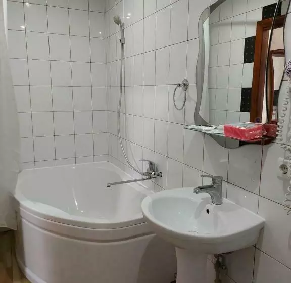 Hotelli готель монастирський