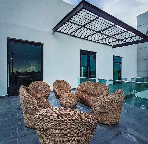 فندق Dubai Inn & Suites