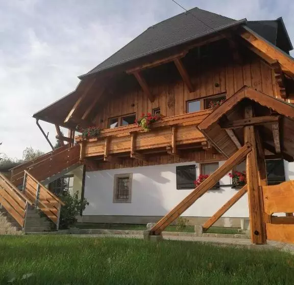 ホテル Landgasthof Plohnbachtal Ug