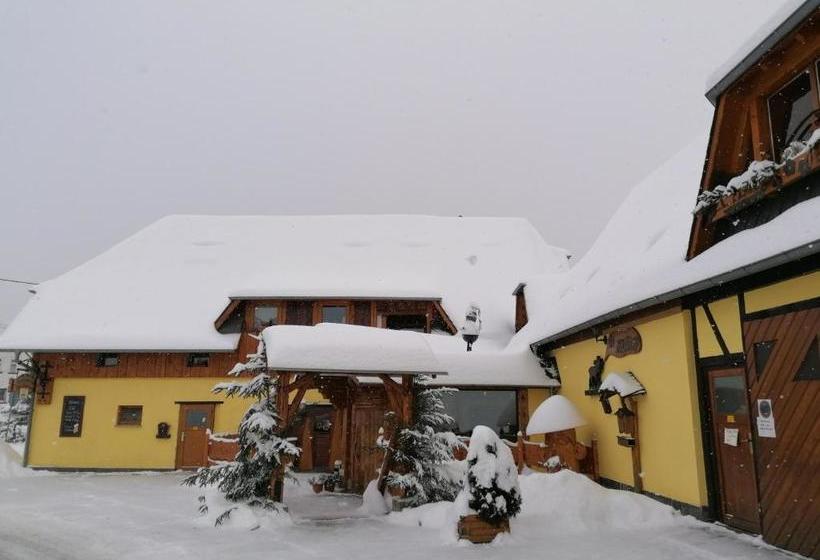 호텔 Landgasthof Plohnbachtal Ug