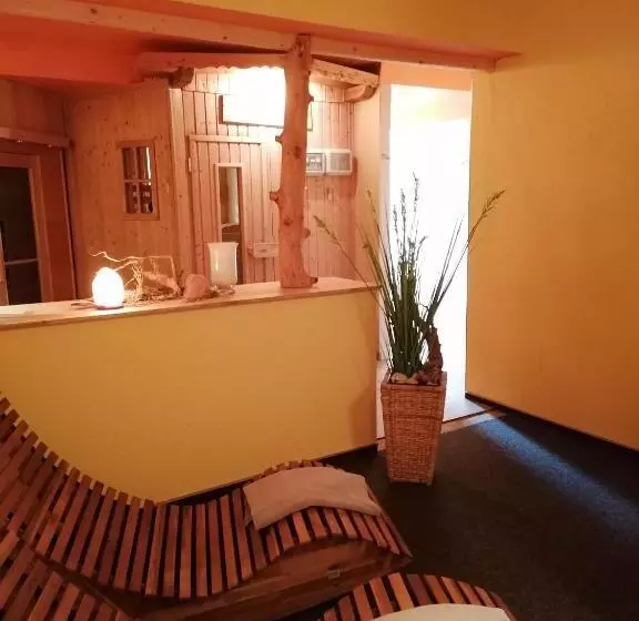 ホテル Landgasthof Plohnbachtal Ug