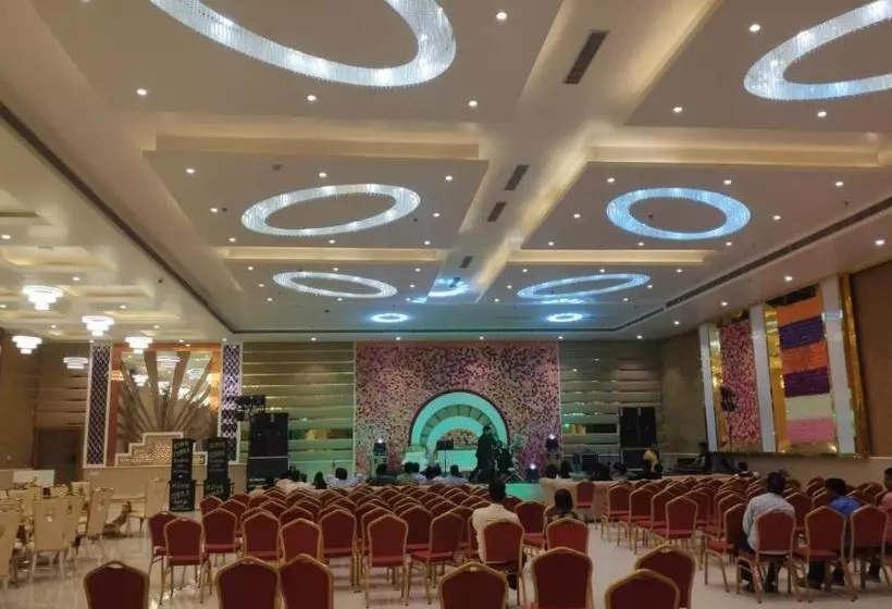 Hotelli Mastiff Grand Regal Resort Arrah By Othpl