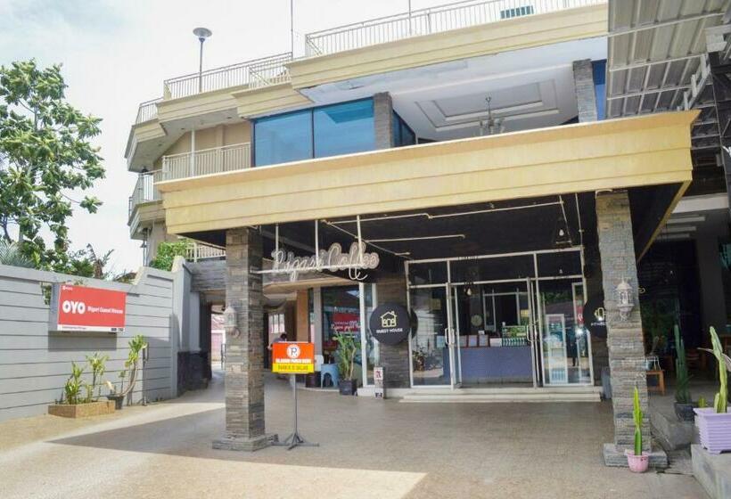 호텔 Oyo 90378 Rigari Guest House
