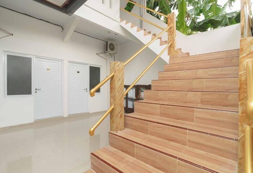 فندق Reddoorz Syariah Near Exit Toll Jatiwarna 2