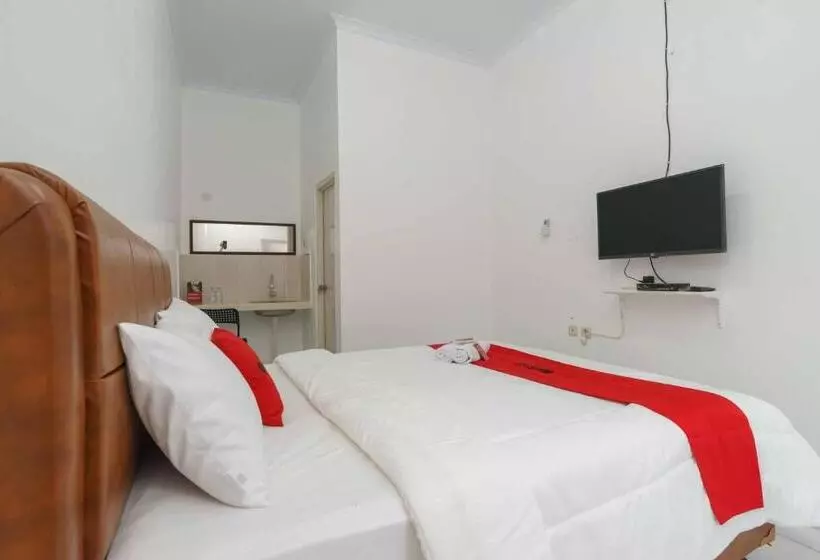 ホテル Reddoorz Syariah Near Exit Toll Jatiwarna 2