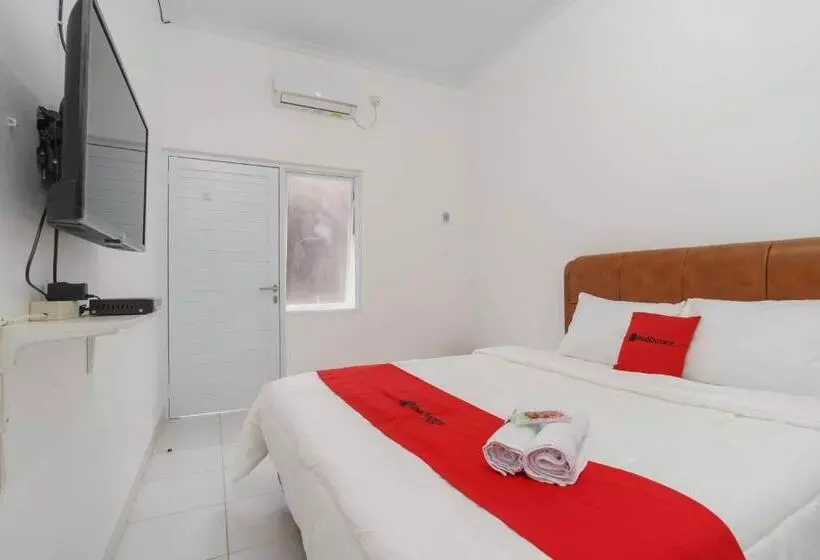 ホテル Reddoorz Syariah Near Exit Toll Jatiwarna 2