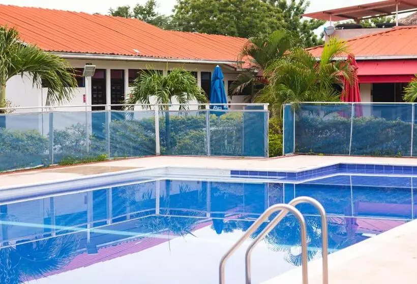 Hotelli Santo Domingo Centro Vacacional