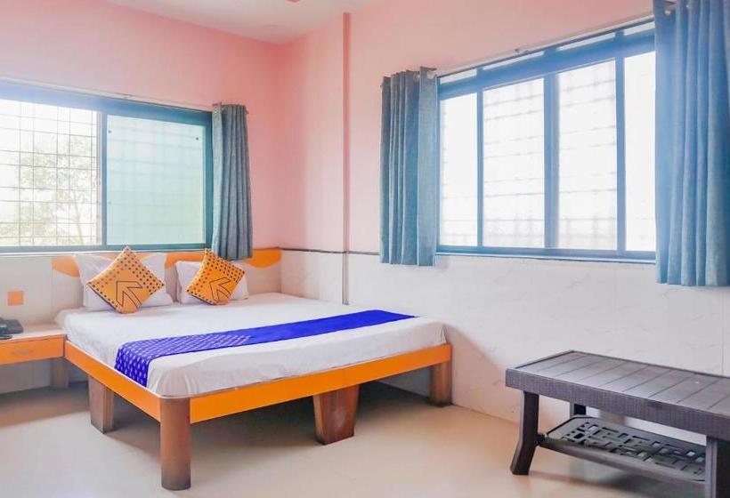 Hotel Spot On 79875  Mahindra