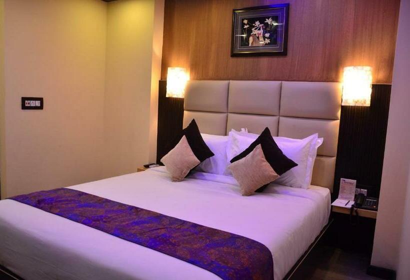 Hotel Dolphin Chocolate Inn