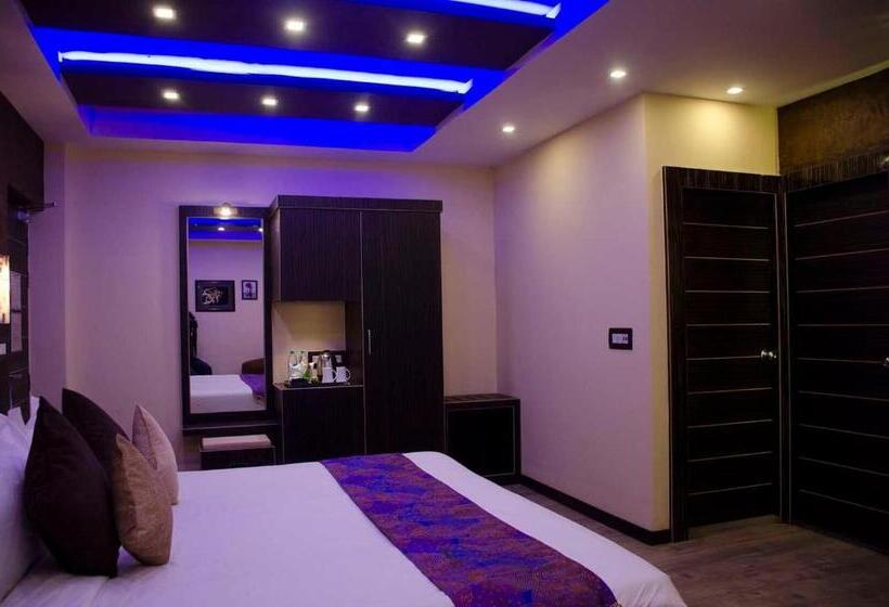 Hotel Dolphin Chocolate Inn