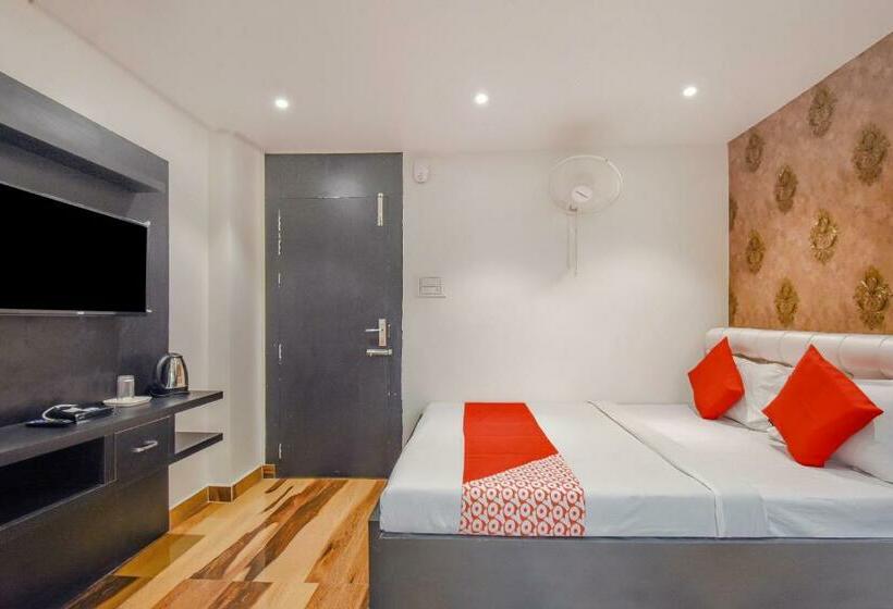 فندق Vaccinated Staff  Oyo 79226  Roy Residency