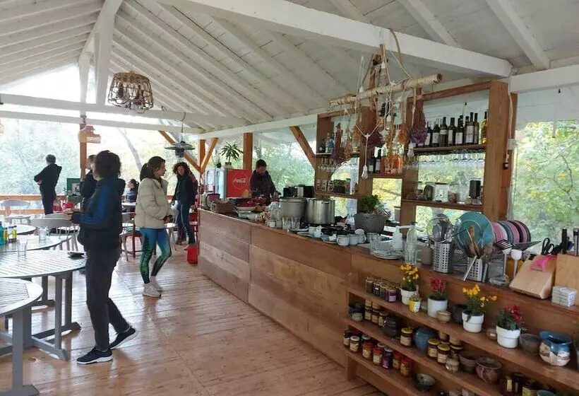 Majatalo Alunis Retreat