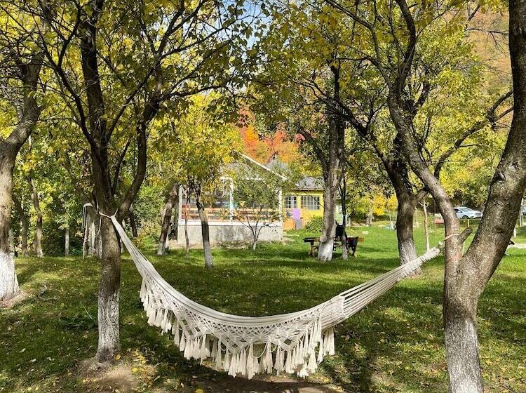 펜션 Alunis Retreat