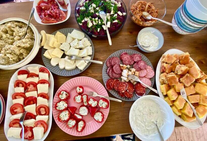 펜션 Alunis Retreat