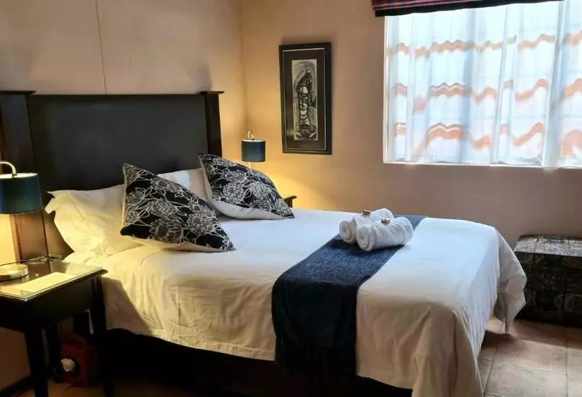 ペンション Camelia Guest House