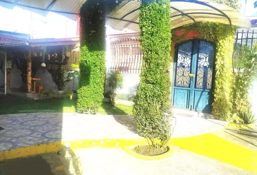 ペンション Hospedaje Encanto Del Lago