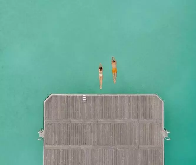 استراحتگاه Patina Maldives, Fari Islands