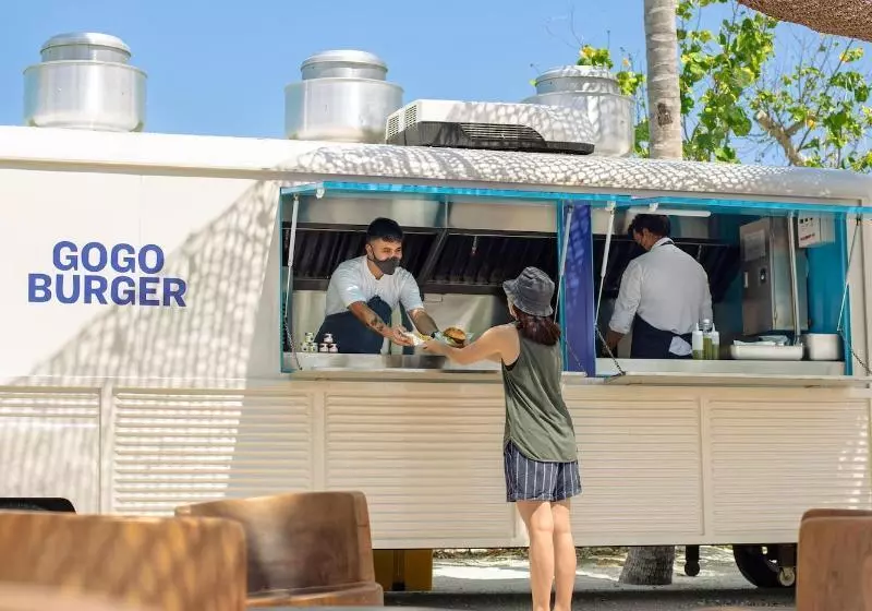 استراحتگاه Patina Maldives, Fari Islands