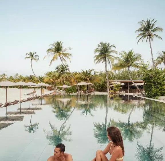 استراحتگاه Patina Maldives, Fari Islands