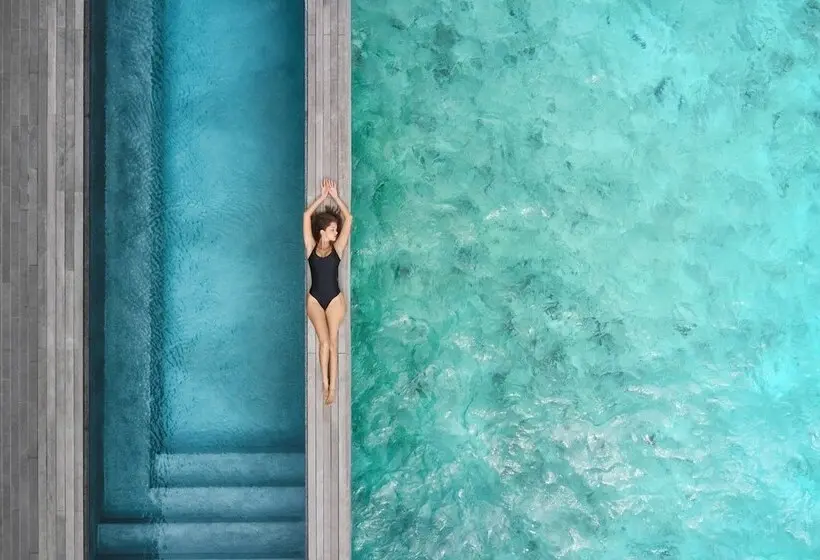 リゾートホテル Patina Maldives, Fari Islands