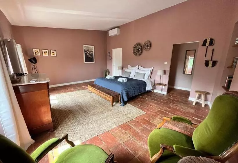 Aamiaismajoitus (B&B) Le Domaine De Villespy