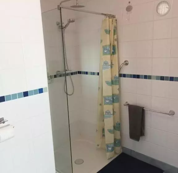 ベッドアンドブレックファースト Oak Tree Lane Country B And B