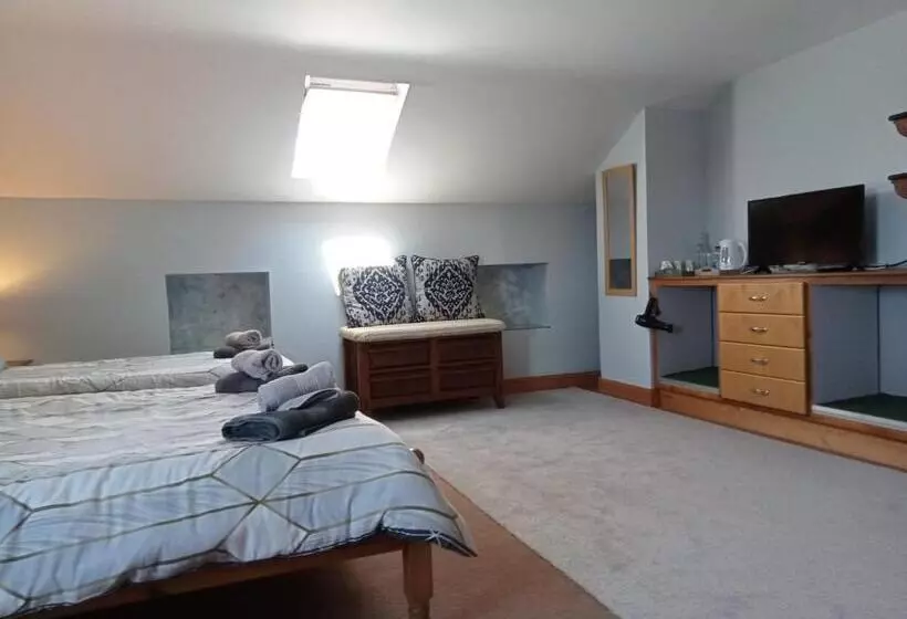 ベッドアンドブレックファースト Oak Tree Lane Country B And B