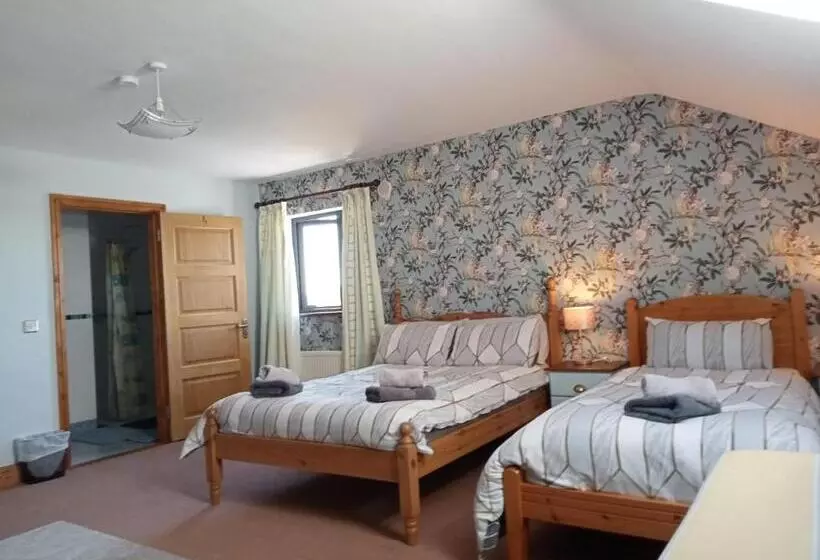 ベッドアンドブレックファースト Oak Tree Lane Country B And B