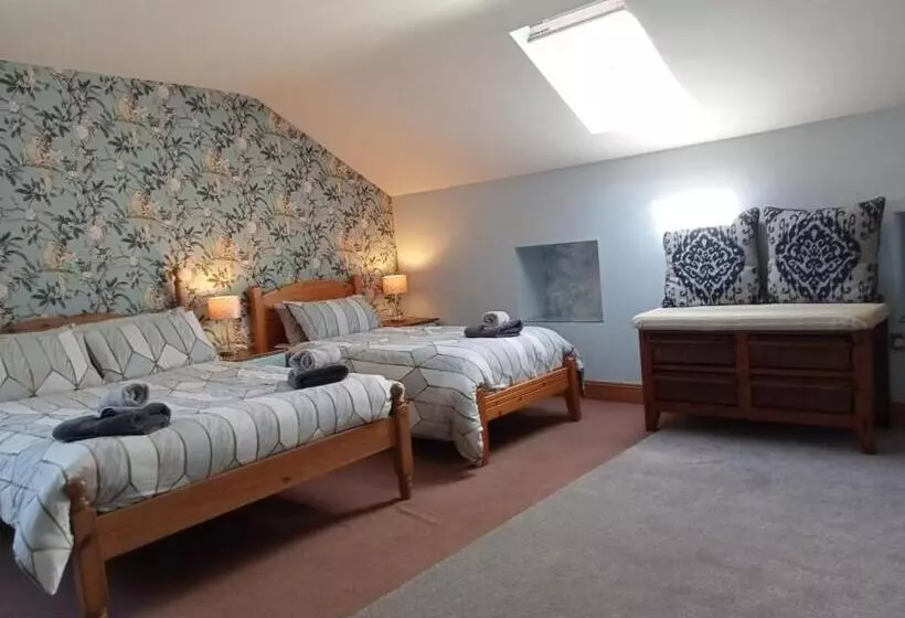 ベッドアンドブレックファースト Oak Tree Lane Country B And B