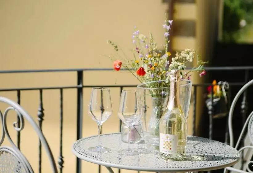 ホテル Agriturismo I Millepini