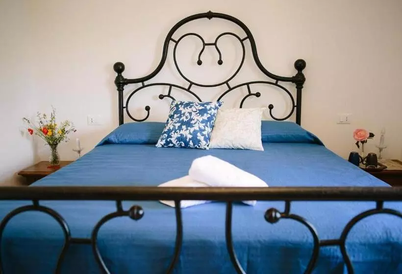 ホテル Agriturismo I Millepini