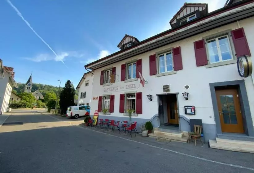 ホテル Gasthof Engel