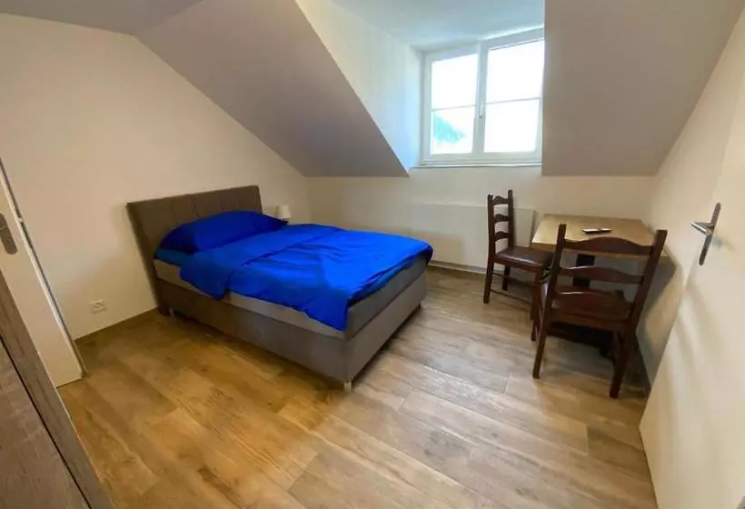 ホテル Gasthof Engel