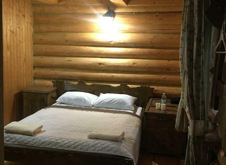 호텔 база відпочинку шиповець